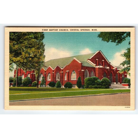 Vintage Linen Postcard First Baptist Church Crystal Springs Mississippi - Picture 1 of 2